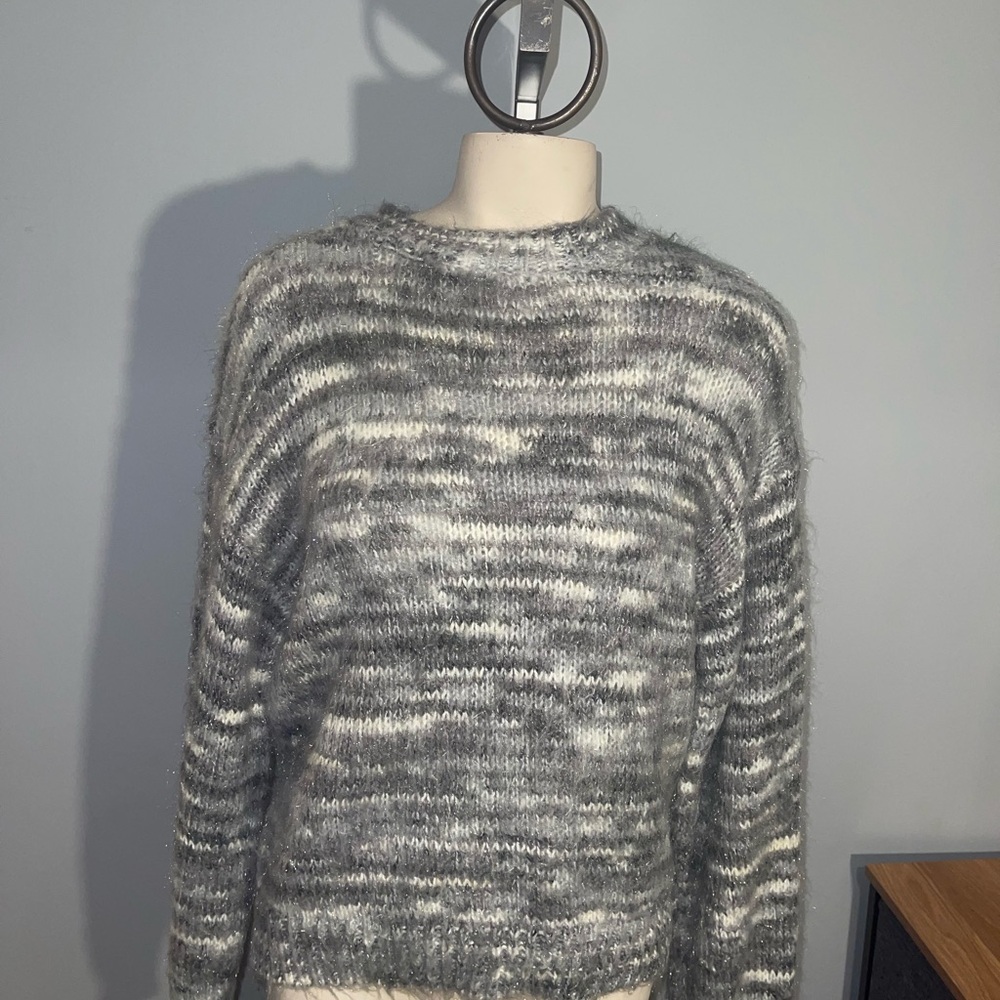 Vylette Gray and White Women's Crew Neck Sweater metallic top shirt medium